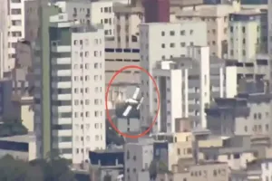 ब्राज़ील में बड़ा विमान हादसा: उड़ान भरने के कुछ ही मिनट बाद इमारत से टकराया प्लेन, 3 की मौत
