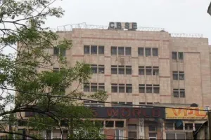 CBSE का बड़ा फैसला: 9वीं-10वीं में तीन भाषाएं अनिवार्य, दो भारतीय भाषाएं जरूरी