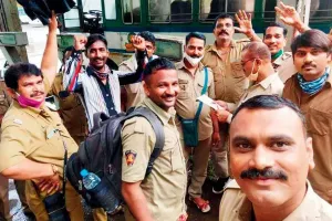 एसटी महामंडल के 86,000 कर्मचारियों को महाराष्ट्र सरकार का तोहफा: DA, HRA और वार्षिक वेतन वृद्धि में बंपर बढ़ोतरी