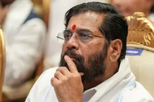 महाराष्ट्र: ‘ऑपरेशन टायगर’ तेज, शिंदे गटात 15 नेते शामिल होने की चर्चा
