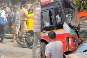 दादर में बेकाबू BEST बस का कहर, कई वाहनों को मारी टक्कर; एक की मौत