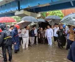 ठाणे: नागरिकों की सुरक्षा के लिए मेयर का बड़ा निर्देश 