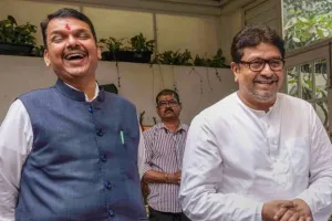 मुंबई : मुख्यमंत्री देवेंद्र फडणवीस का राज ठाकरे पर हमला, बोले- ‘मिमिक्री आर्टिस्ट’