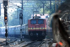 मुंबई से सावंतवाड़ी रोड के बीच नई रोजाना एक्सप्रेस ट्रेन को मंजूरी