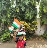 ठाणे के स्कूलों में ‘हर घर तिरंगा’ अभियान के तहत बच्चों ने बनाई तिरंगा राखी