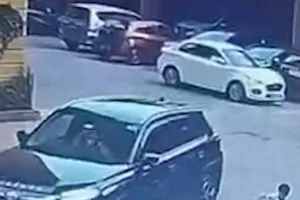 मुंबई : तेज रफ्तार कार ने लड़के को कुचला, 9 साल के अंश की छाती से गुजरी गाड़ी, बांद्रा में दिल दहला देने वाली घटना