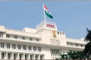 मुंबई : महाराष्ट्र सरकार मंत्रालय की कैंटीन को आधुनिक बनाने को खर्च करेगी 3 करोड़ रुपये