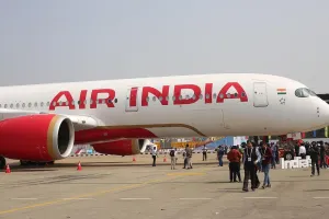 एयर इंडिया की फ्लाइट में बड़ा तकनीकी संकट! 300 फीट नीचे गिरा विमान, तीनों हाइड्रोलिक सिस्टम फेल; ऑटोपायलट भी हुआ डिस्कनेक्ट