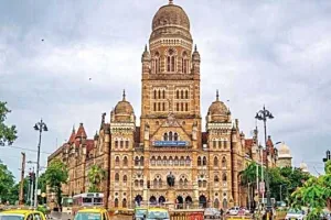 मुंबई : मैनहोल हादसे के बाद बीएमसी सख्त... ठेकेदार मे. न्यू टेक इंफ्रा को ब्लैकलिस्ट करने की सिफारिश