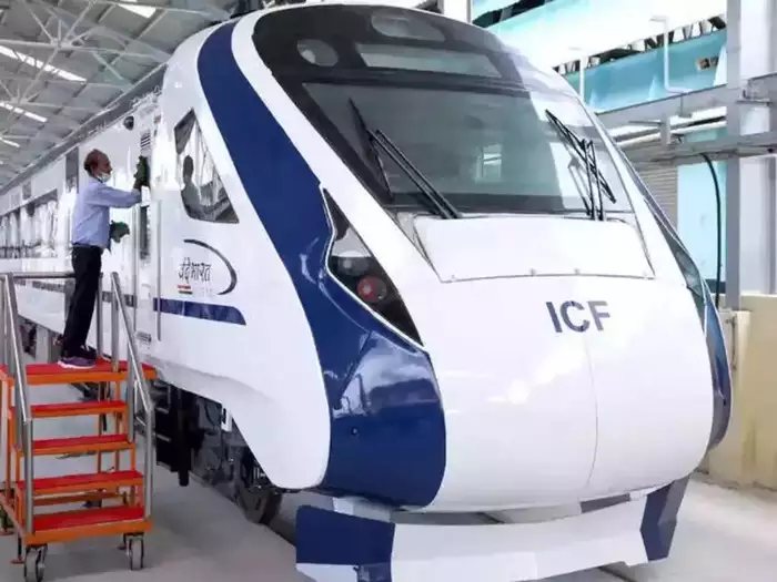 vande-bharat-express-train-100834349